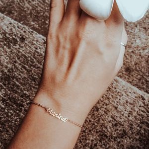 Marina De Buchi customs luxe name bracelet Lindsey